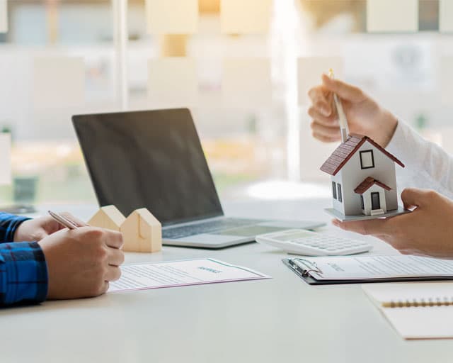 Agencia de seguros Reale en Bertamiráns